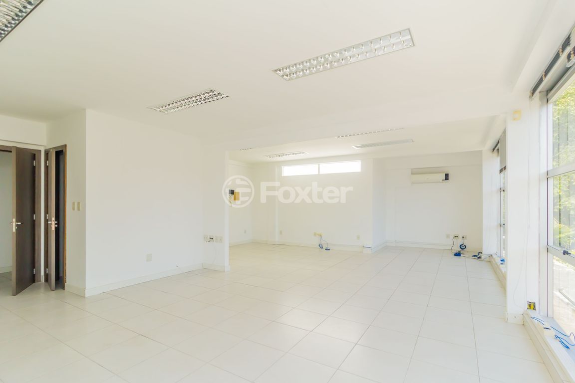 Prédio para comprar em Desembargador Espiridião de Lima Medeiros, 168/170 - foto 7