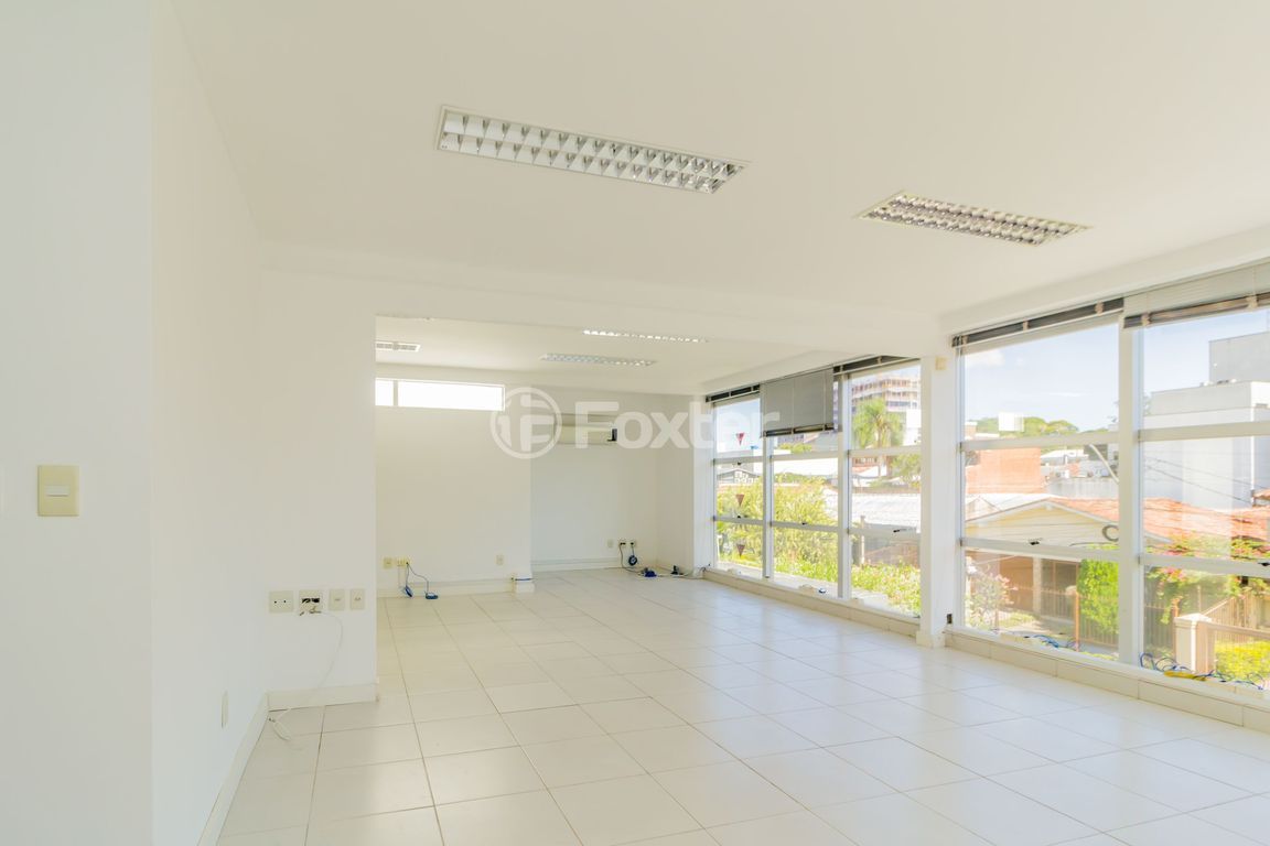 Prédio para comprar em Desembargador Espiridião de Lima Medeiros, 168/170 - foto 8