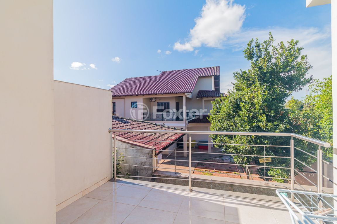 casa sobrado para comprar em João Aluysio Jacobs, 365 - foto 15