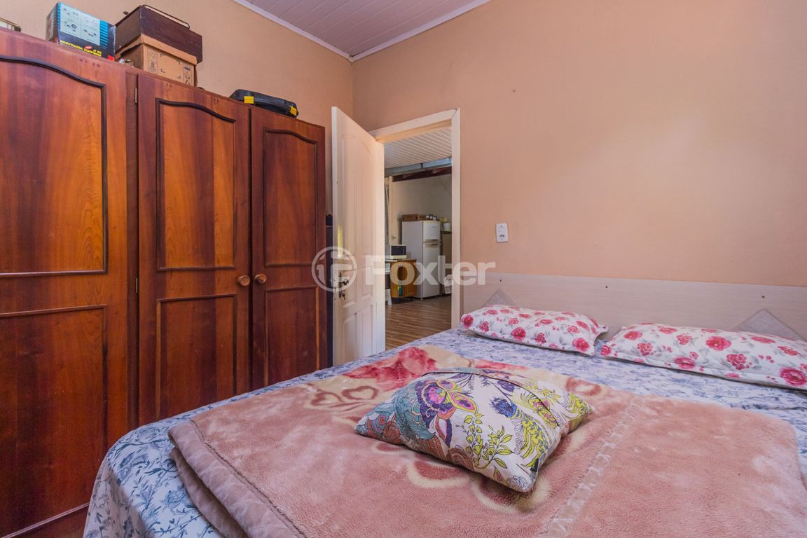 casa sobrado para comprar em Dorival Castilhos Machado, 1357 - foto 17