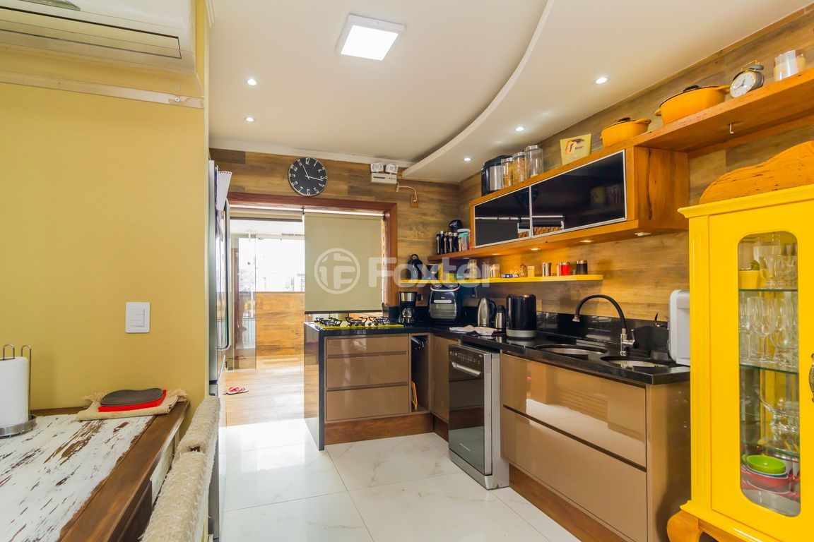 Prédio para comprar em Gomes de Freitas, 482 - foto 8