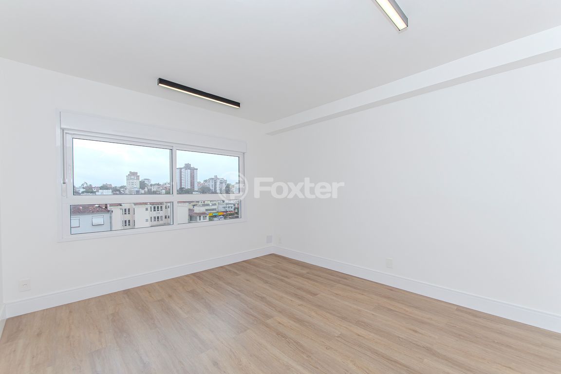 Studio/Kitnet/JK para comprar em Passo da Areia, Porto Alegre - foto 1