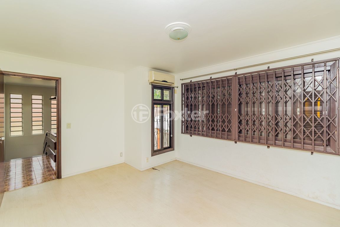 casa sobrado para comprar em Nonoai, 1686 - foto 28