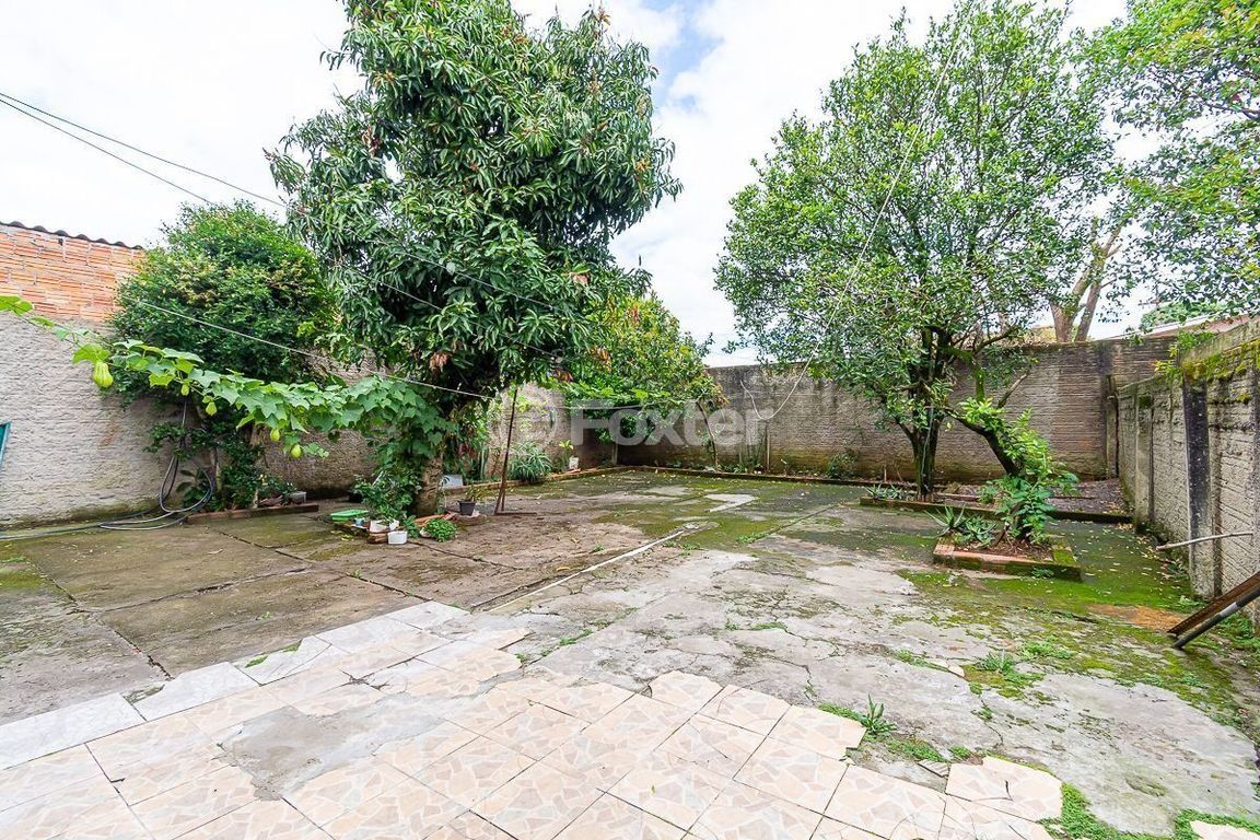 casa sobrado para comprar em Maria de Medeiros, 205 - foto 23