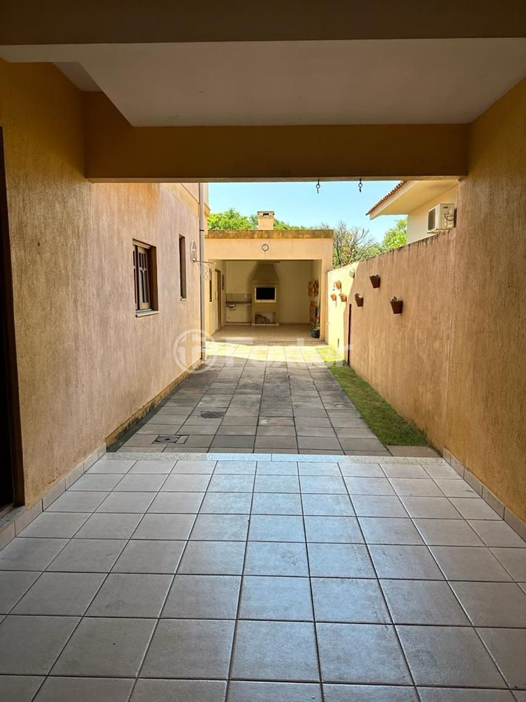casa sobrado para comprar em José Carlos de Souza Lobo, 142 - foto 3