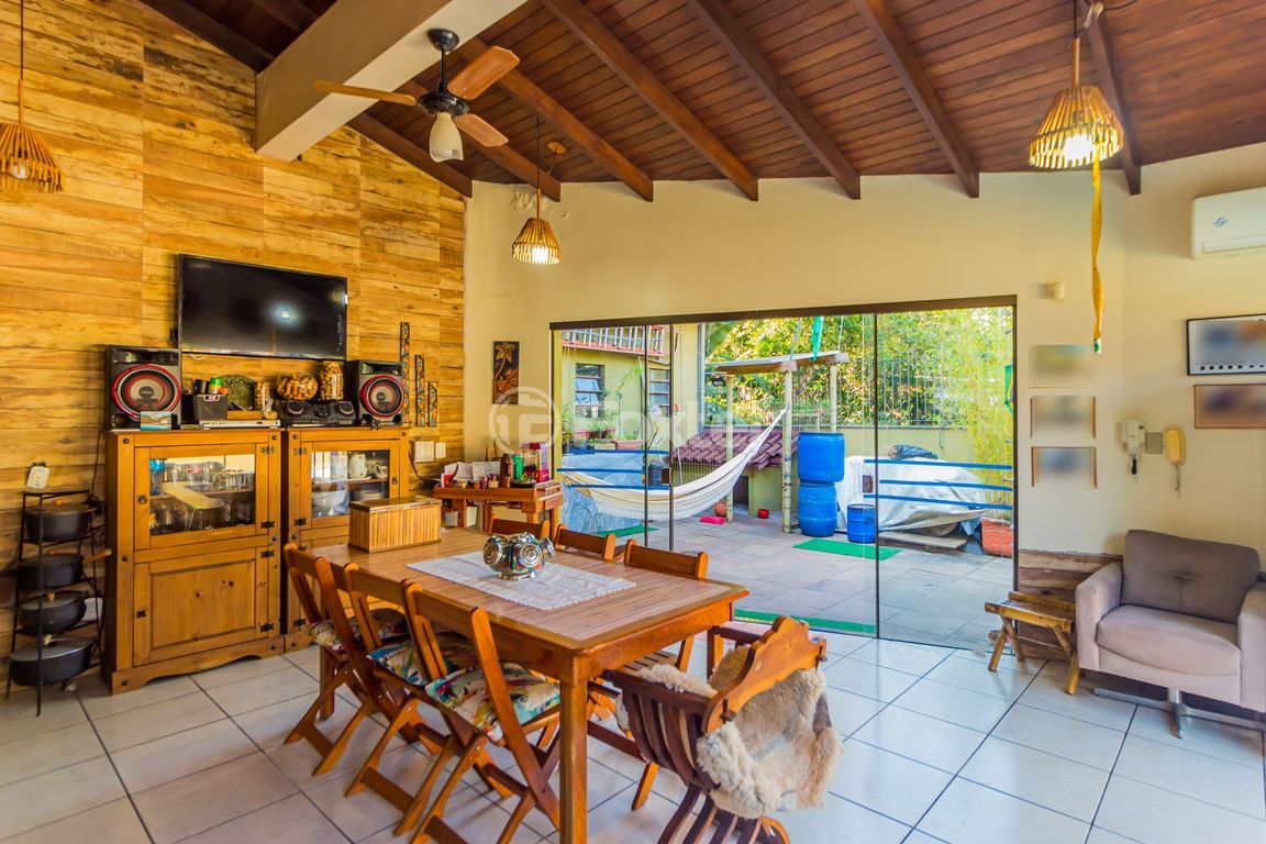 casa sobrado para comprar em Mário Meneghetti, 694 - foto 8
