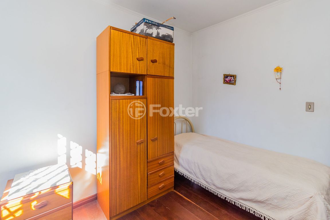 casa sobrado para comprar em Delmar Rocha Barbosa, 792 - foto 15