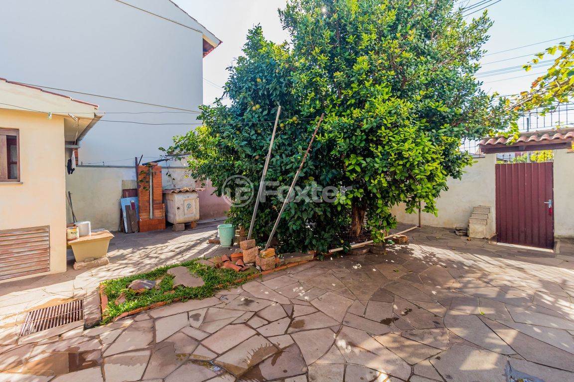casa sobrado para comprar em Delmar Rocha Barbosa, 792 - foto 37