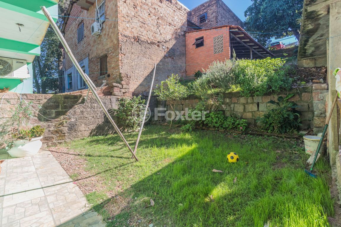 casa sobrado para comprar em das Camélias, 328 - foto 25