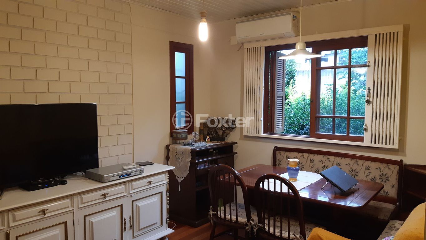 casa sobrado para comprar em Maurício Sirotski Sobrinho, 879 - foto 24