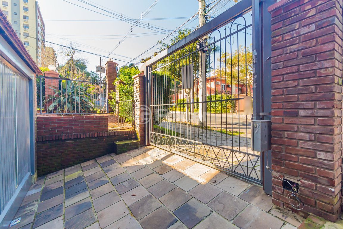 casa sobrado para comprar em Doutor Armando Barbedo, 1200 - foto 73