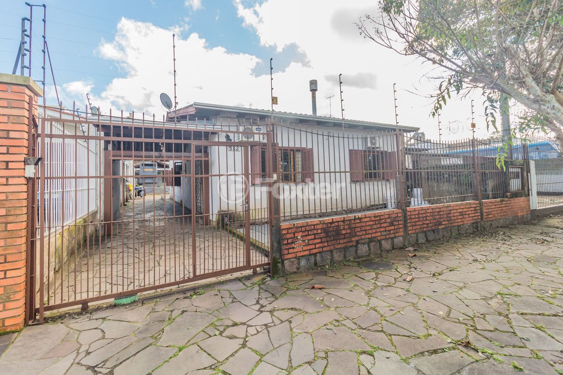 casa sobrado para comprar em Engenheiro Jorge Porto, 582 - foto 47