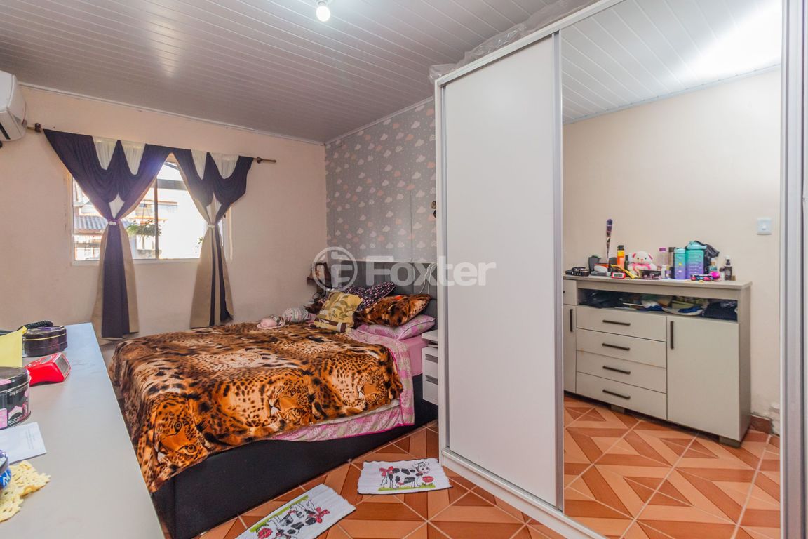 casa sobrado para comprar em Engenheiro Jorge Porto, 582 - foto 44