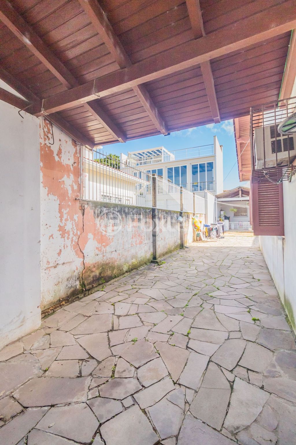 casa sobrado para comprar em Engenheiro Jorge Porto, 582 - foto 28