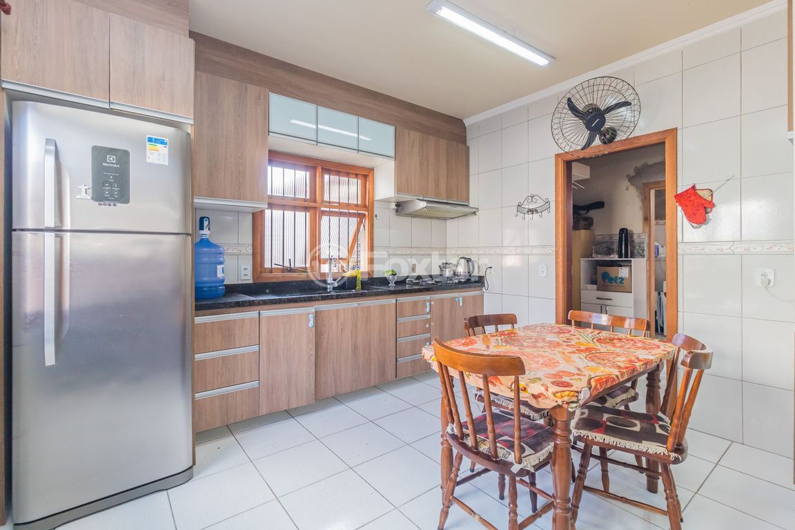 casa sobrado para comprar em Engenheiro Jorge Porto, 582 - foto 10