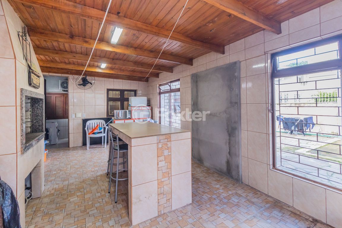 casa sobrado para comprar em Engenheiro Jorge Porto, 582 - foto 25