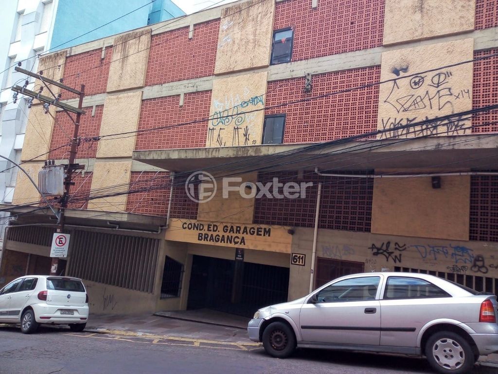 box vaga para comprar em Marechal Floriano Peixoto, 611 - foto 2
