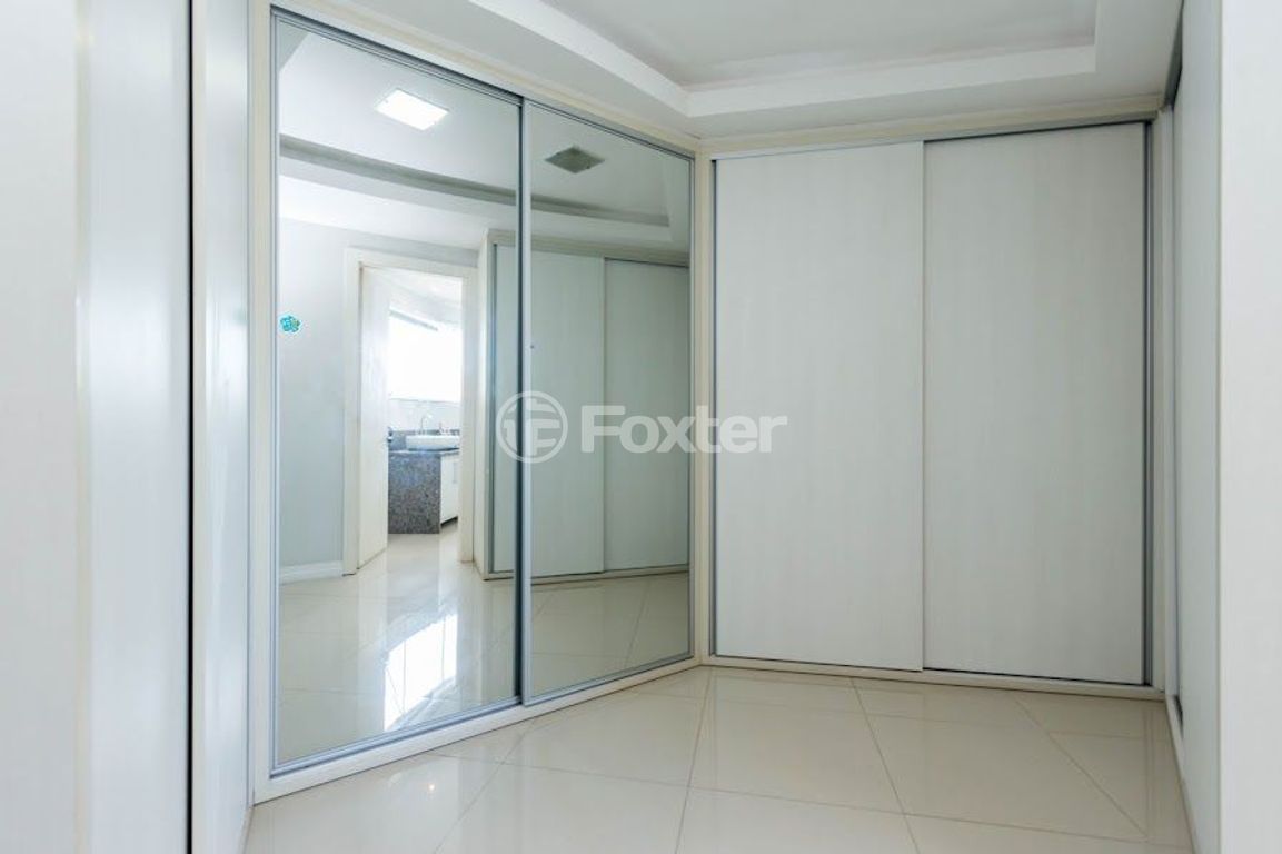 casa sobrado para comprar em Delfino Riet, 461 - foto 29