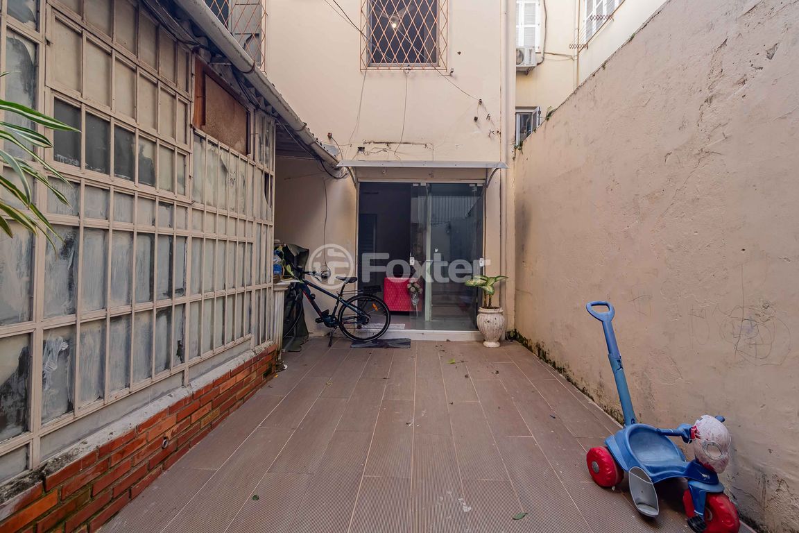 Prédio para comprar em Osvaldo Aranha, 1244 - foto 28
