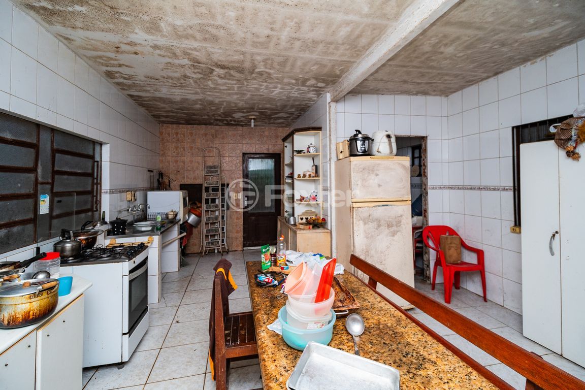 casa sobrado para comprar em Veador Porto, 211 - foto 17