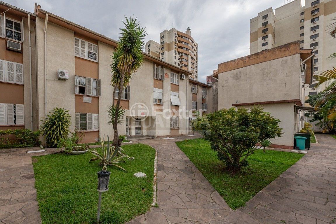Apartamento para comprar em WENCESLAU ESCOBAR, 885 - foto 19