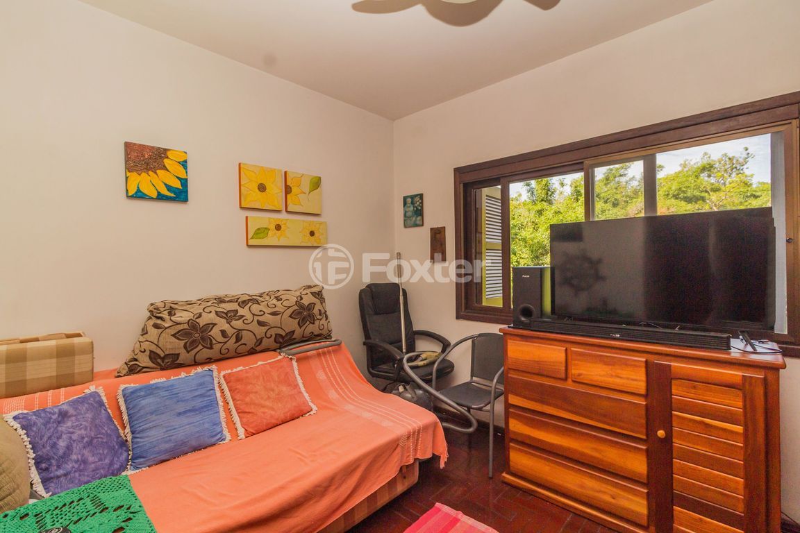 casa sobrado para comprar em VICENTE MONTEGGIA, 2231 - foto 9