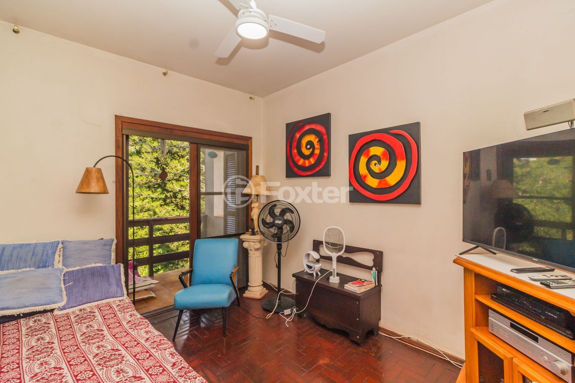 casa sobrado para comprar em VICENTE MONTEGGIA, 2231 - foto 13