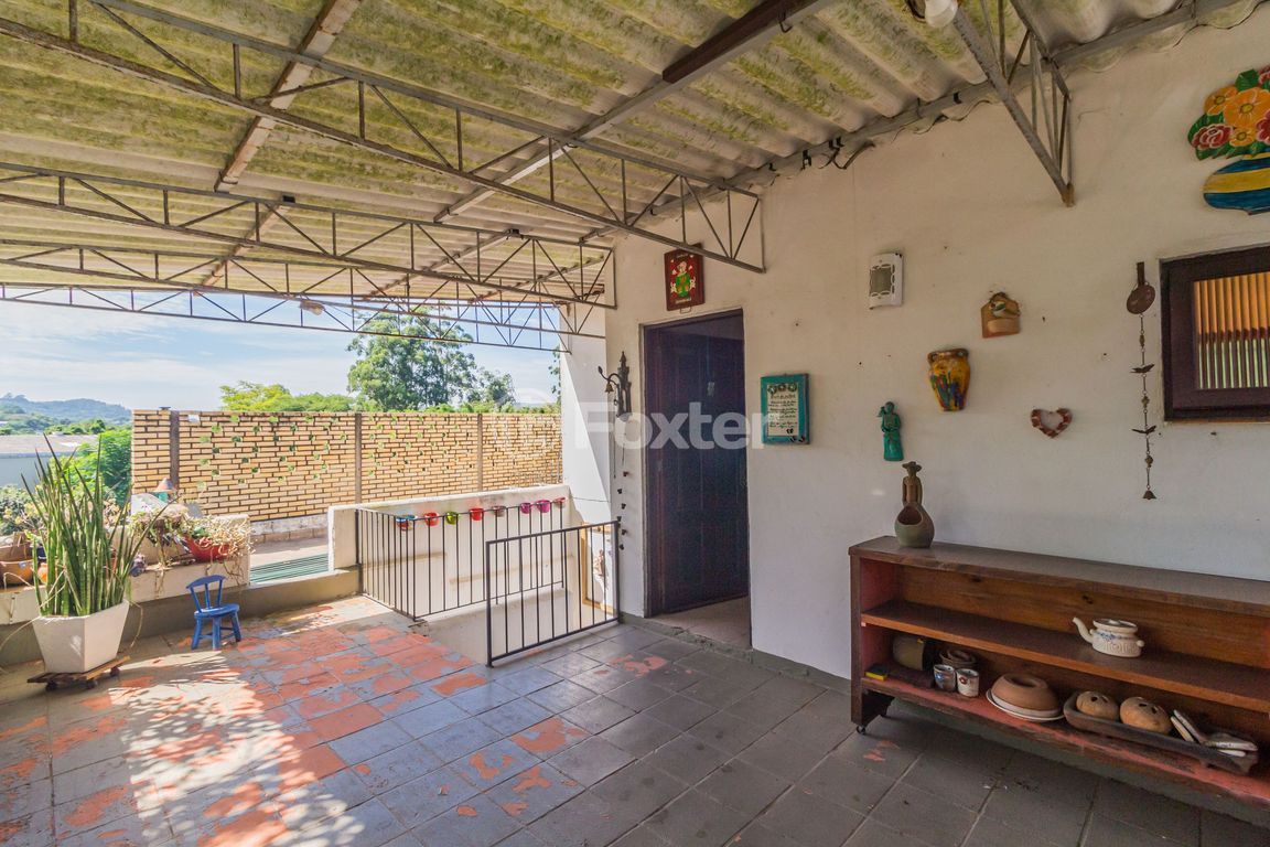 casa sobrado para comprar em VICENTE MONTEGGIA, 2231 - foto 24