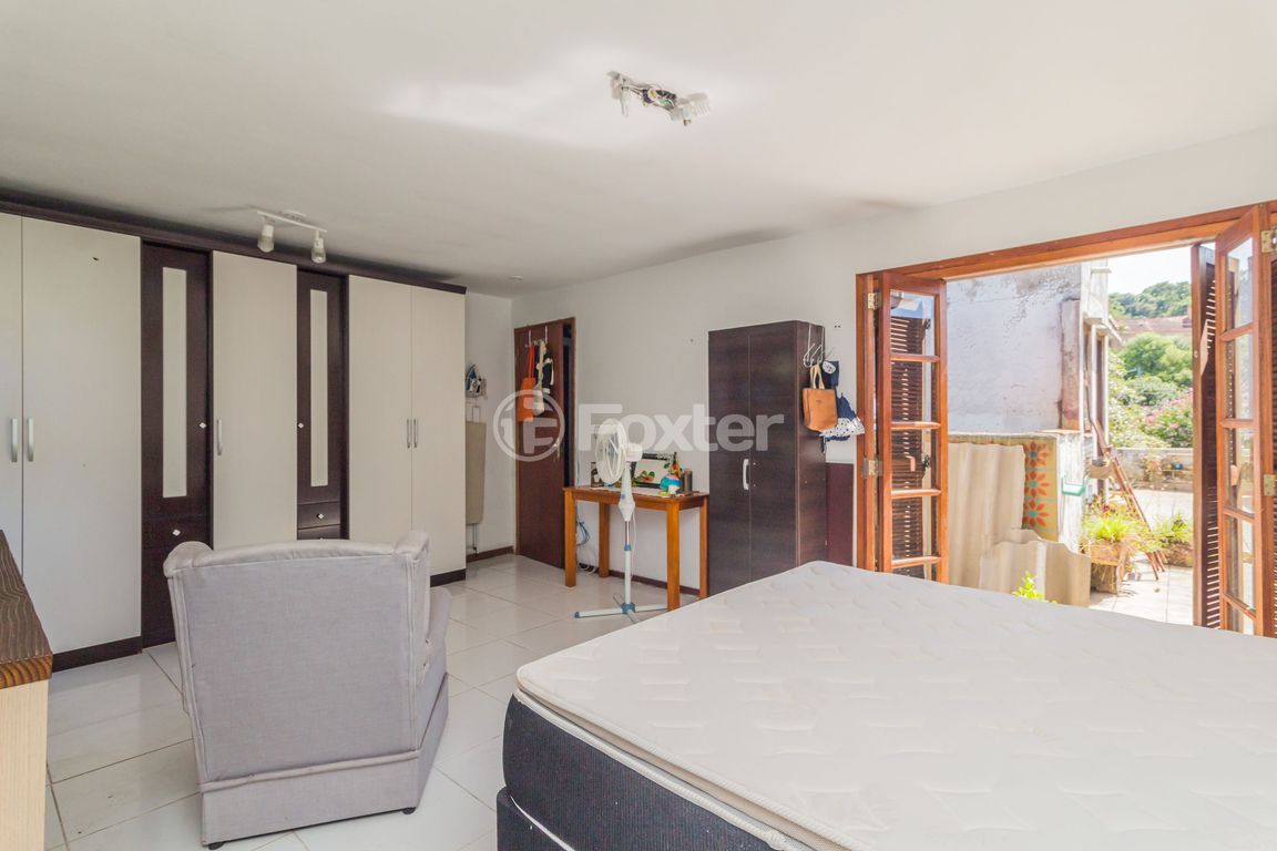 casa sobrado para comprar em VICENTE MONTEGGIA, 2231 - foto 47