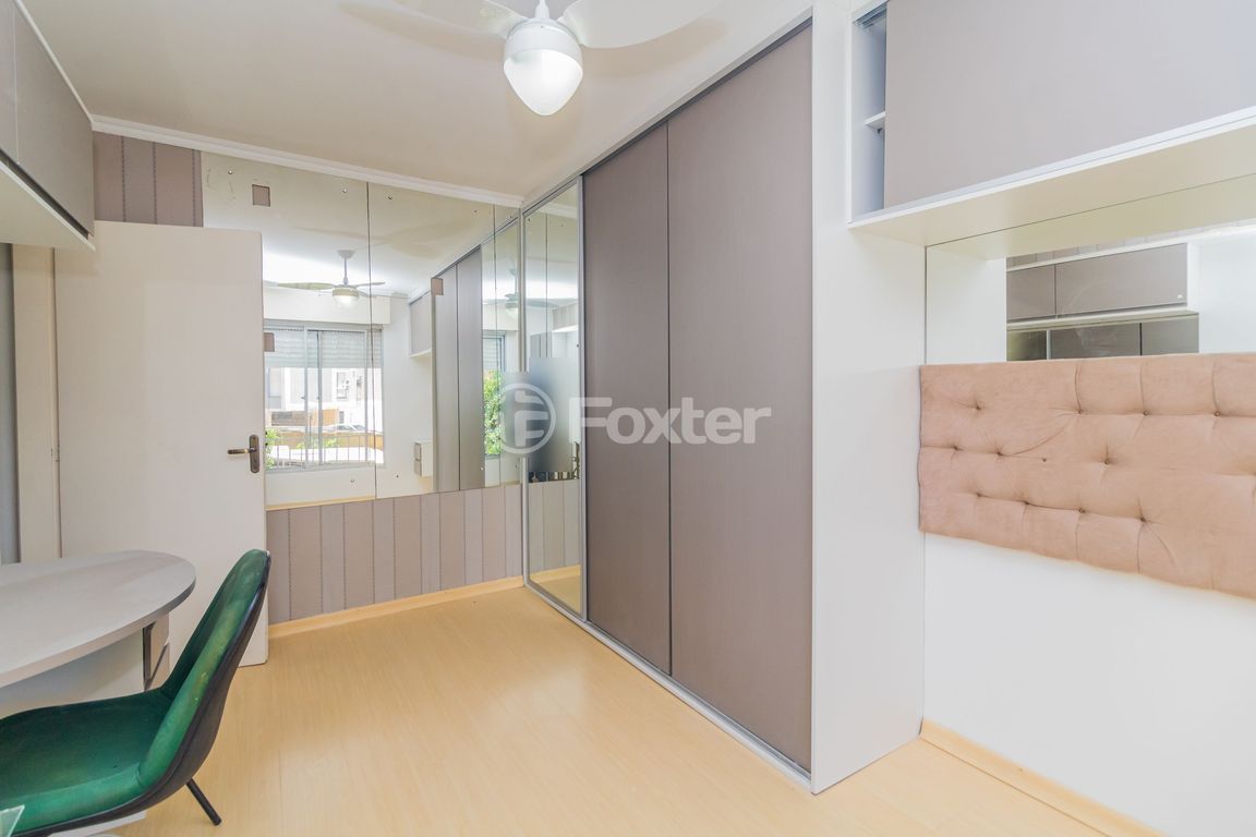 Apartamento para comprar em WENCESLAU ESCOBAR, 1086 - foto 17