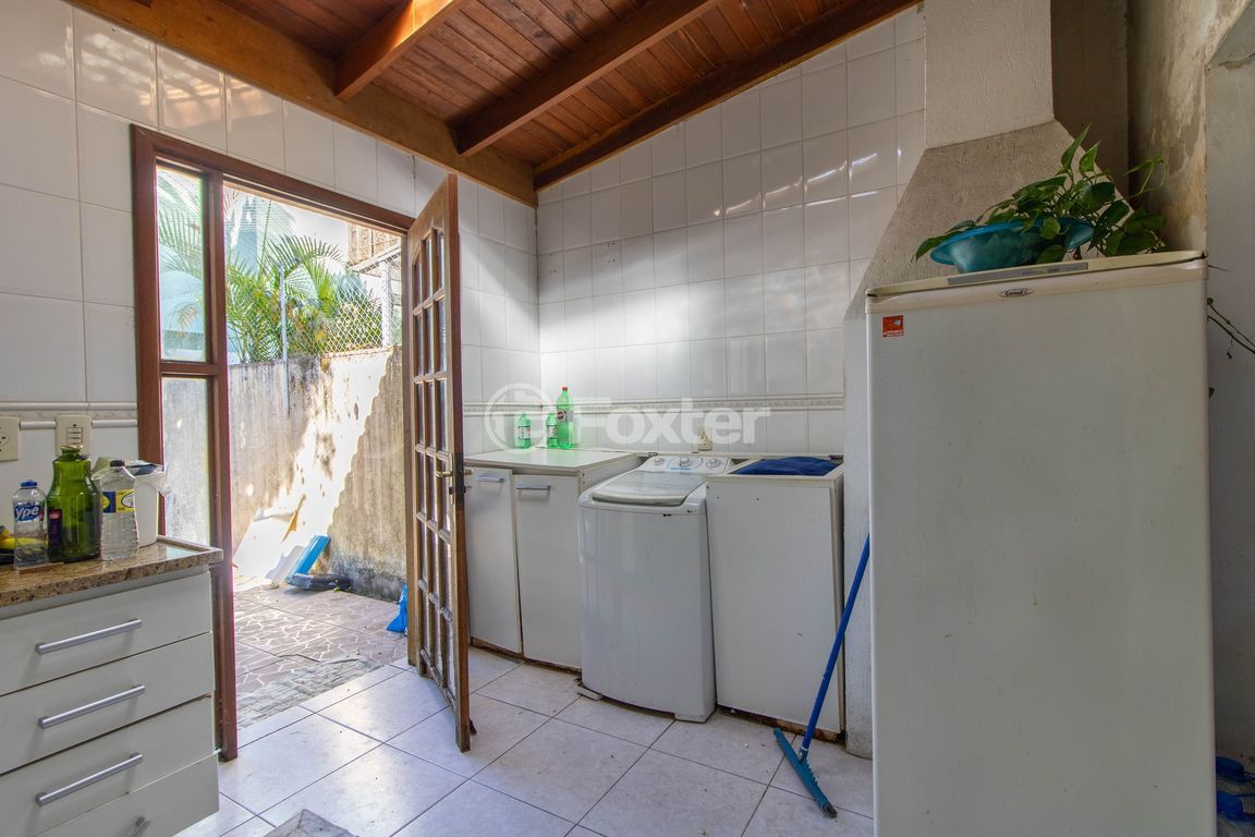 casa sobrado para comprar em Oswaldo Gonçalves Cruz, 603 - foto 8