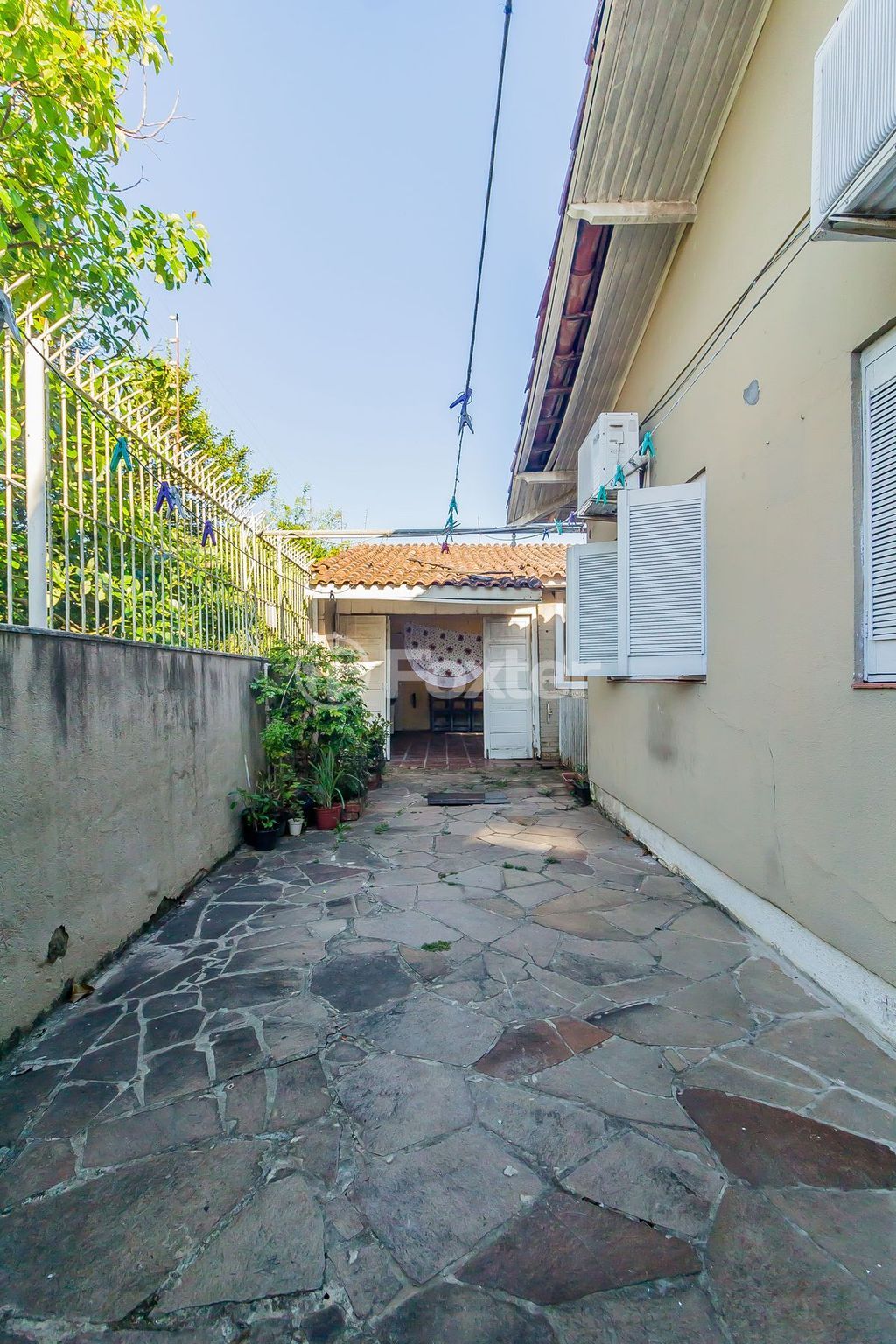 casa sobrado para comprar em Delmar Rocha Barbosa, 181 - foto 29