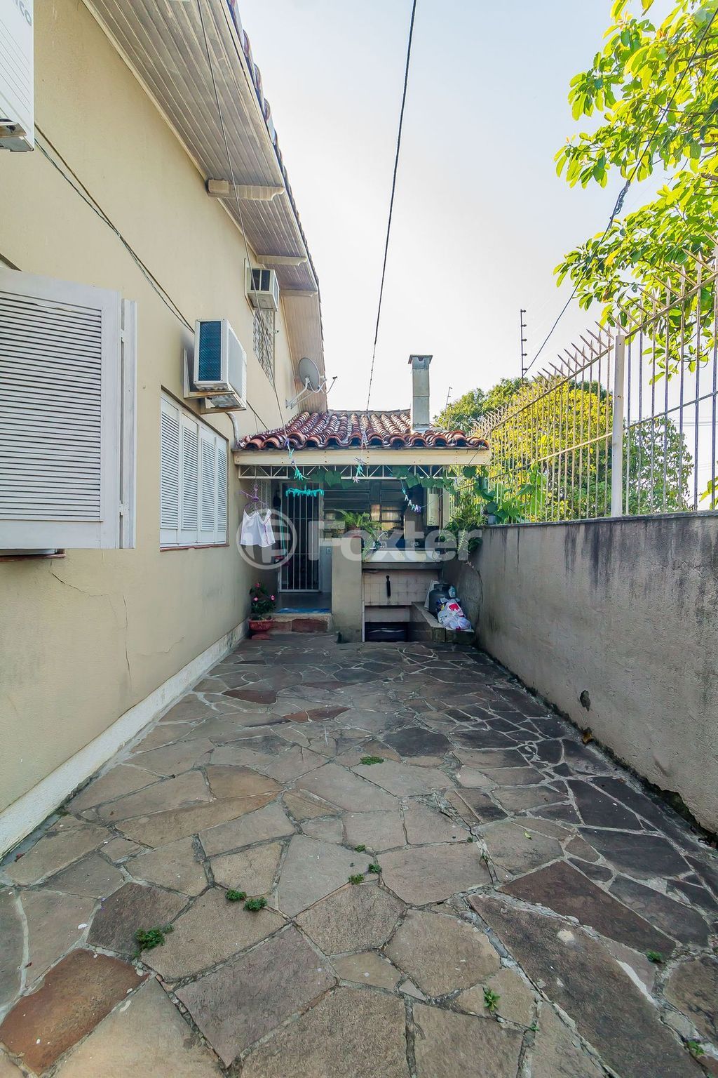 casa sobrado para comprar em Delmar Rocha Barbosa, 181 - foto 30