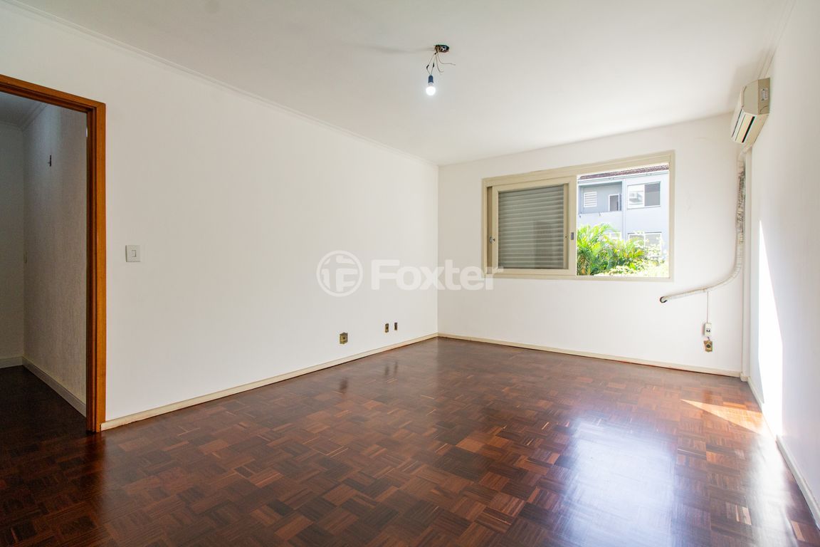 Apartamento para comprar em São João, Porto Alegre - foto 1