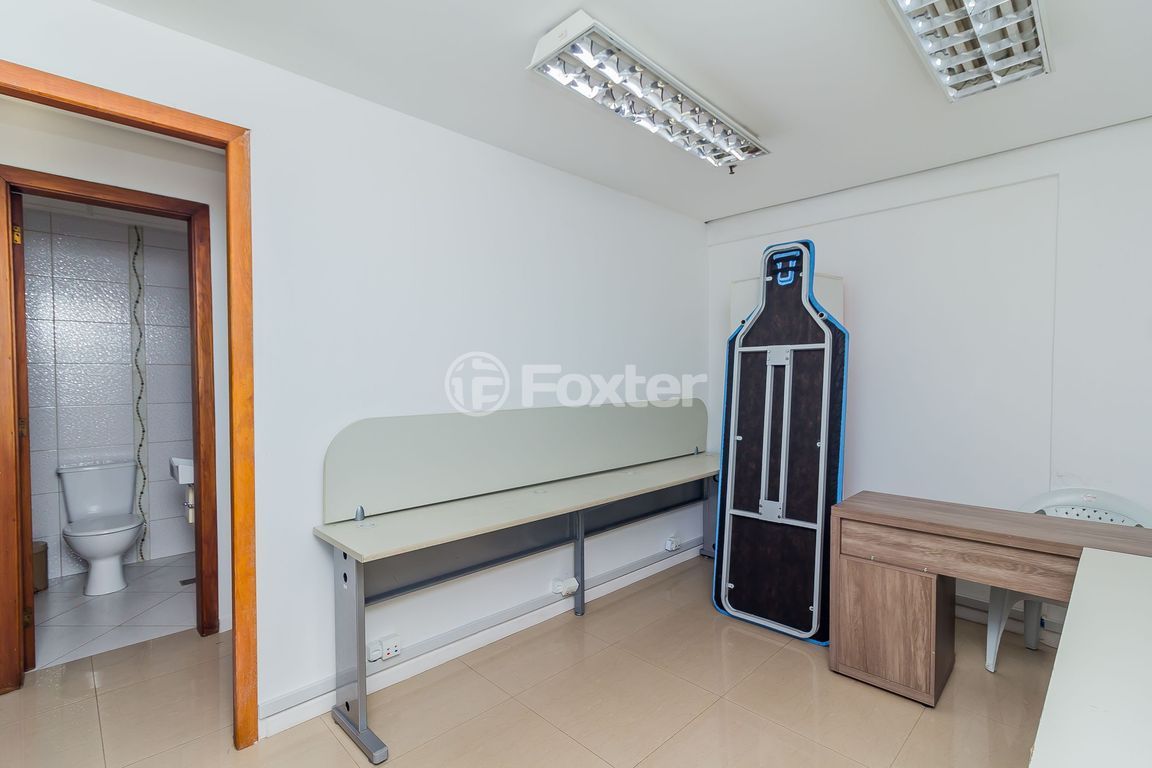 consultorio sala conjunto para comprar em Osvaldo Aranha, 440 - foto 24