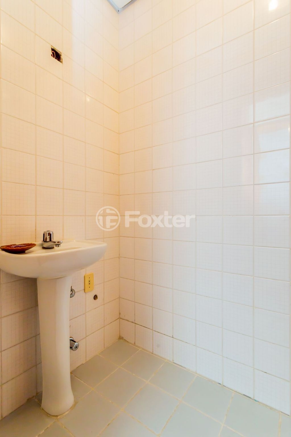 consultorio sala conjunto para comprar em Félix da Cunha, 768 - foto 18