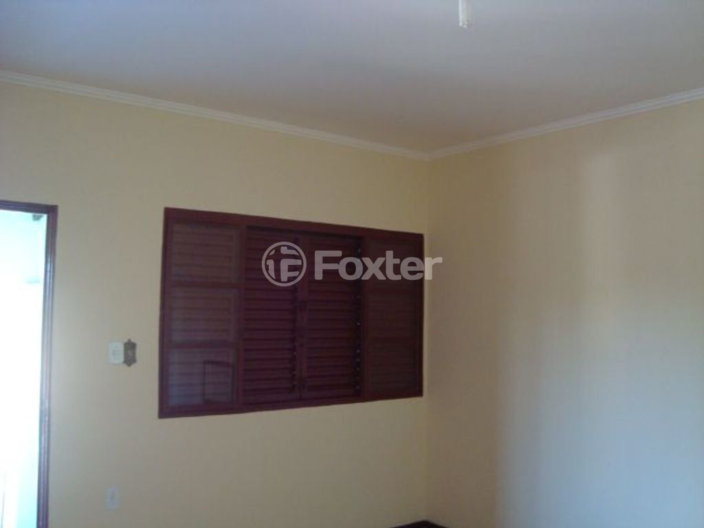 casa sobrado para comprar em VICENTE MONTEGGIA, 2390 - foto 10