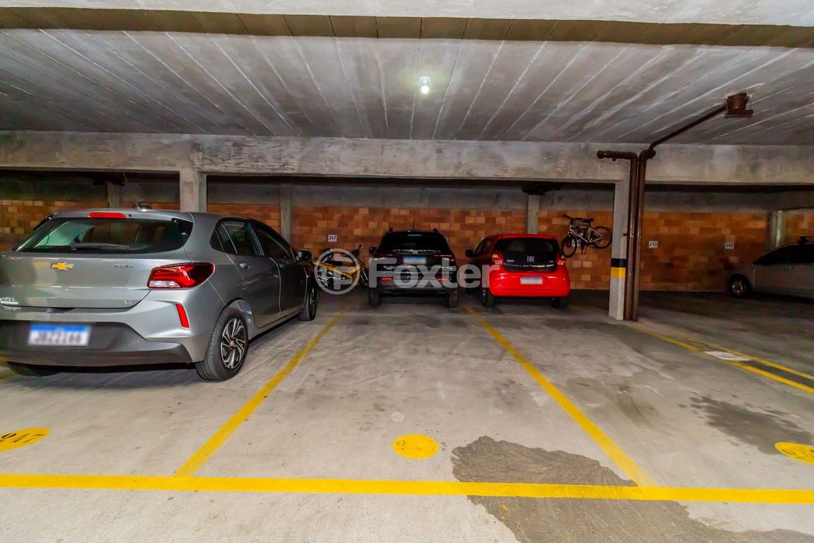 Apartamento para comprar em Otto Niemeyer, 1702 - foto 35
