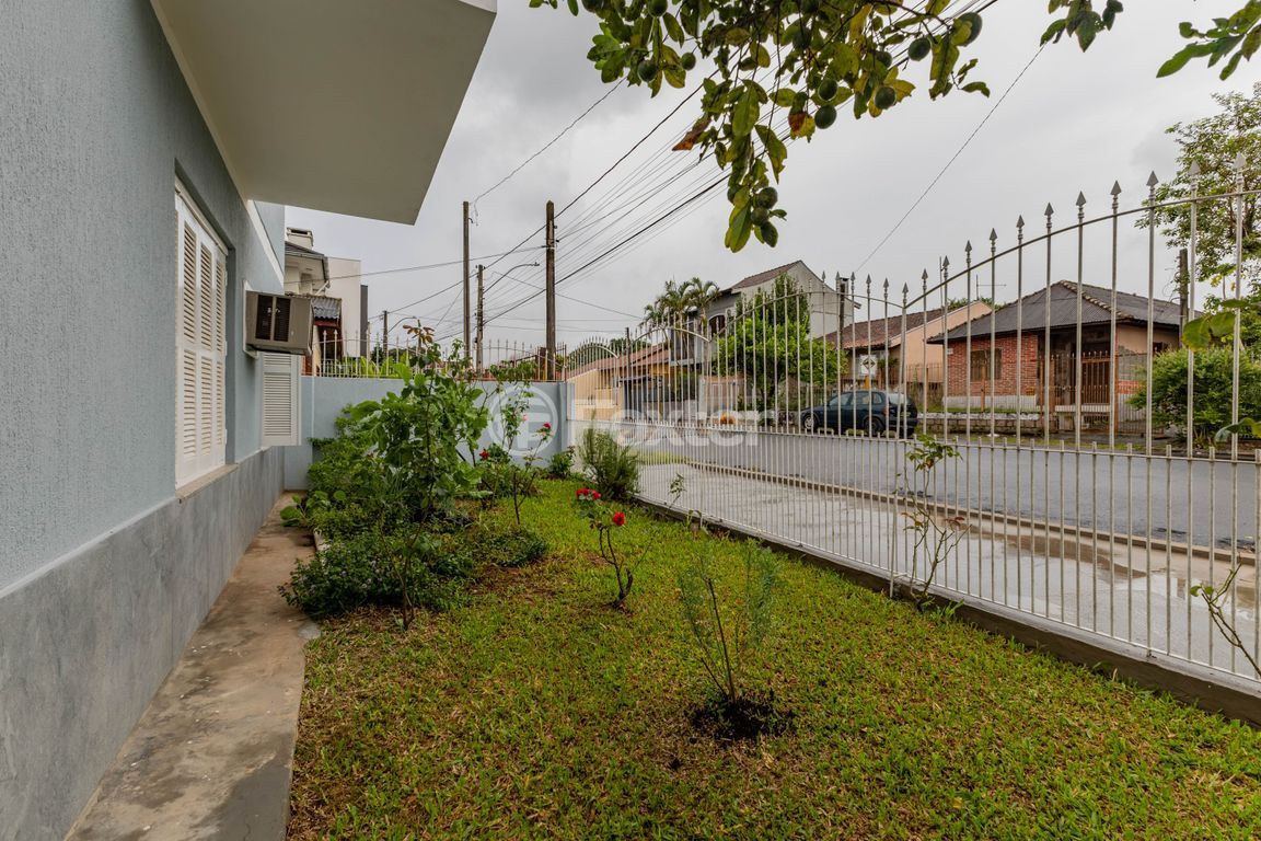 casa sobrado para comprar em Clóvis Pestana, 799 - foto 60