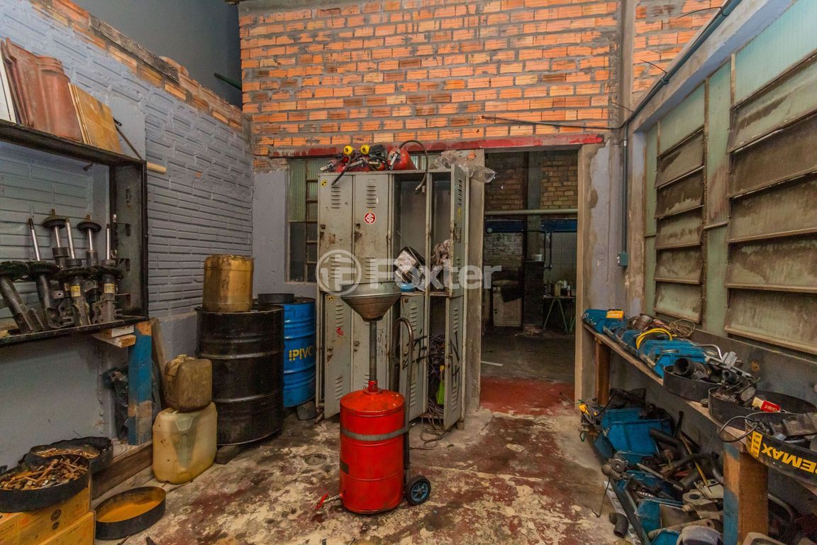 loja ponto comercial para comprar em Doutor Carlos Barbosa, 50 - foto 13