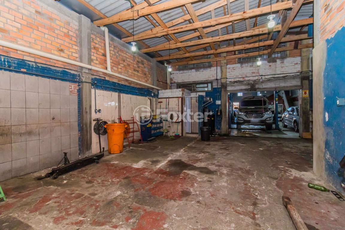 loja ponto comercial para comprar em Doutor Carlos Barbosa, 50 - foto 15