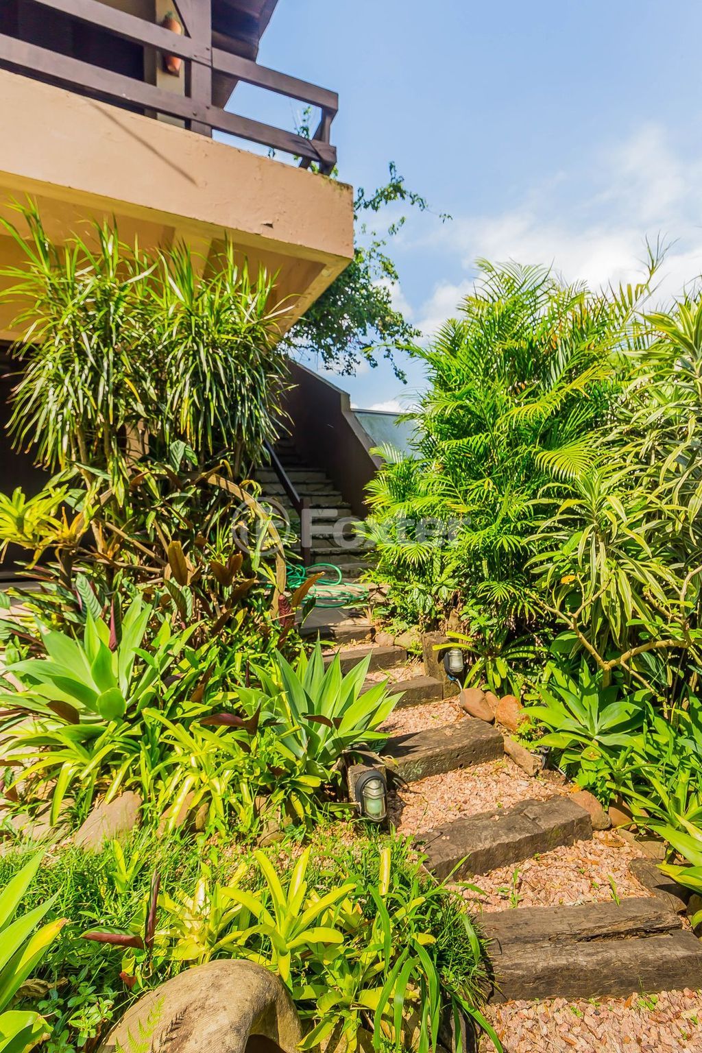 casa sobrado para comprar em Edgar Luiz Schneider, 200 - foto 93