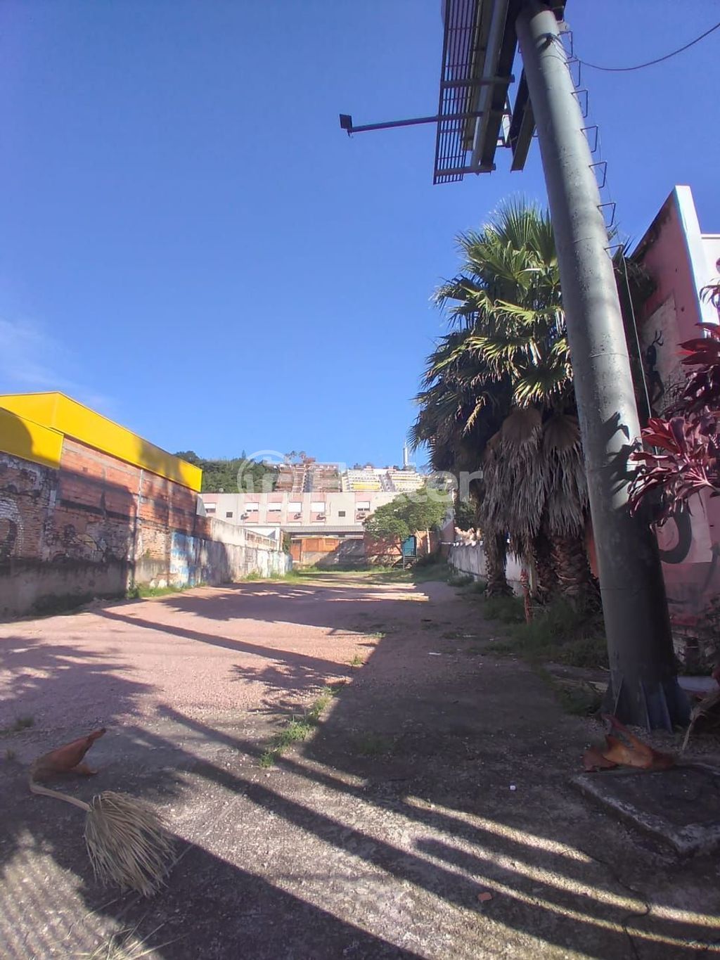 terreno lote condominio para comprar em Padre Cacique, 1000 - foto 8