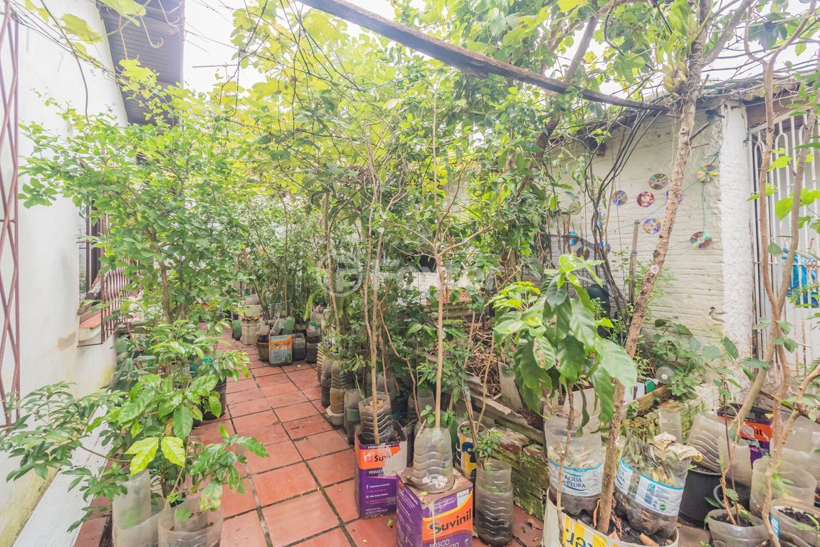 casa sobrado para comprar em Fernando Strehlau, 175 - foto 18