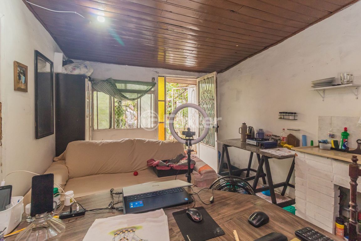casa sobrado para comprar em Fernando Strehlau, 175 - foto 19