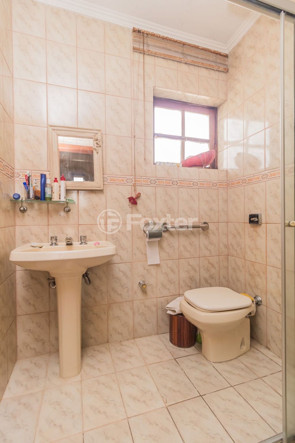 casa sobrado para comprar em Gomes de Freitas, 462 - foto 17