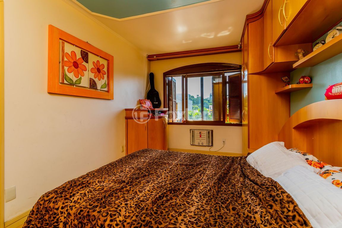 casa sobrado para comprar em Doutor Paulino Guerra, 320 - foto 17