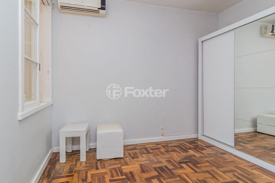 casa sobrado para comprar em Frederico Etzberger, 252 - foto 15