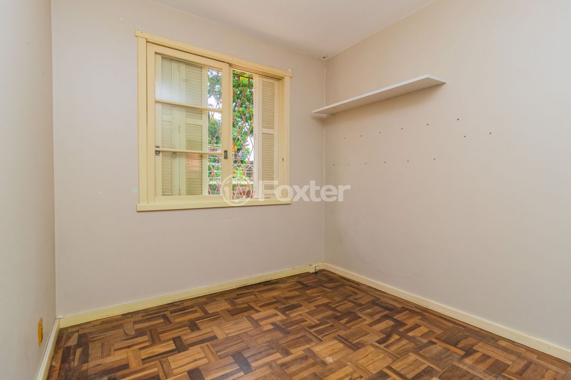 casa sobrado para comprar em Frederico Etzberger, 252 - foto 17