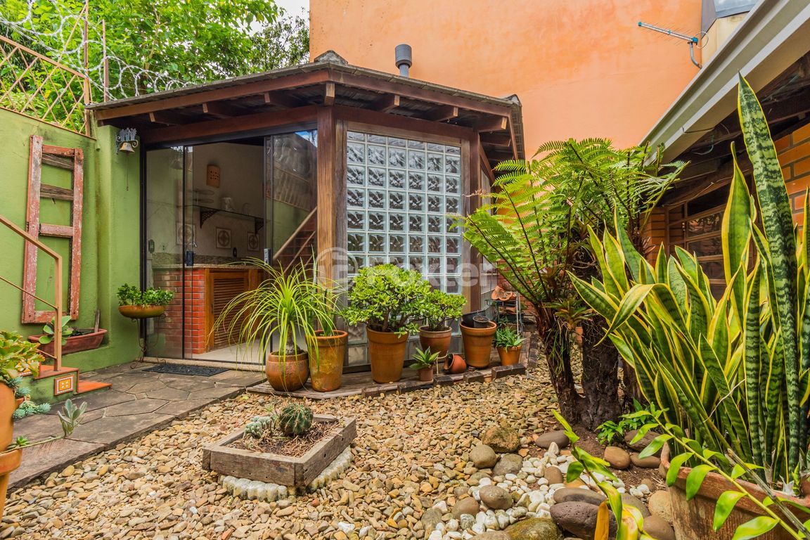 casa sobrado para comprar em Frederico Etzberger, 252 - foto 28